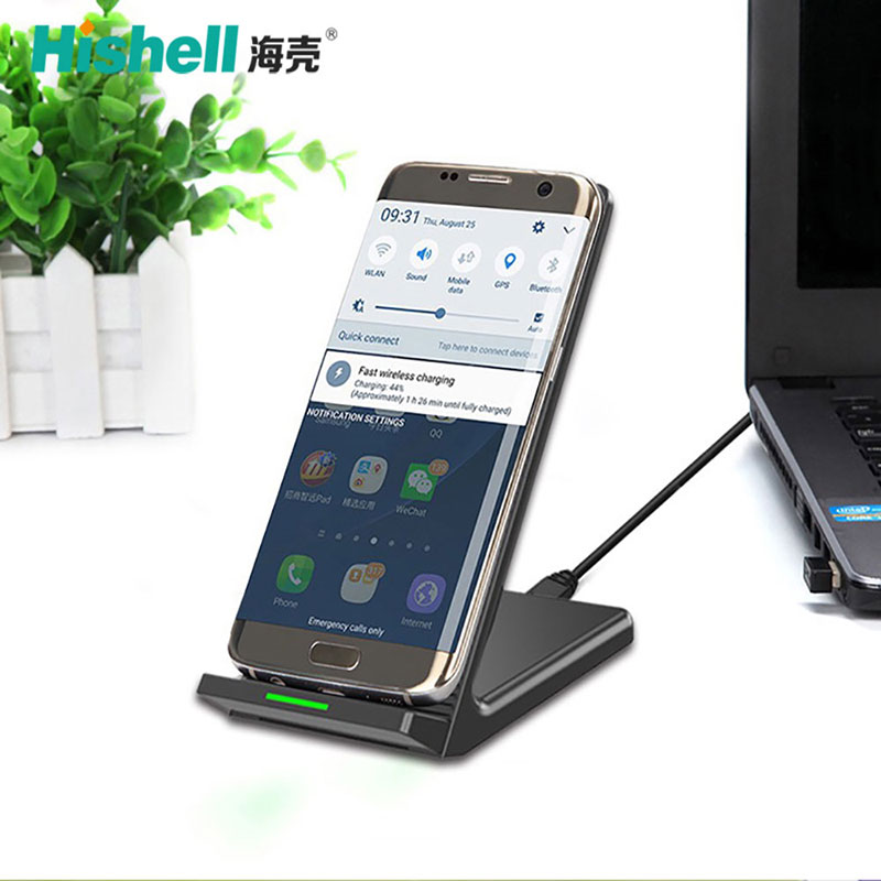 Wireless-Fast-Charger-Cradle-With-Heat-Sink-Fan